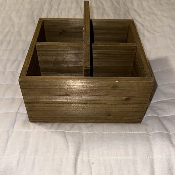 Vintage Handmade Brown Four Wine Bottle Storage Caddy - Picture 5 of 8